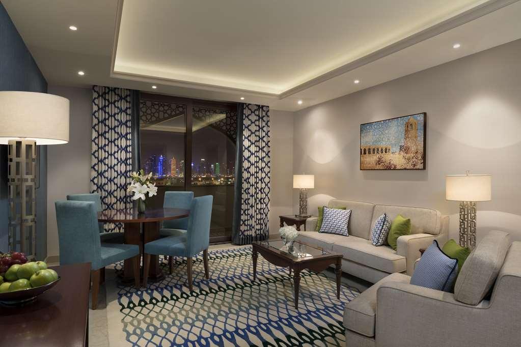 Al Najada Doha Hotel Apartments By Oaks Room photo